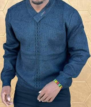 A picture of Sweater