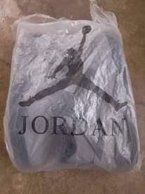 A picture of Air Jordan 4