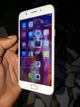 A picture of Oppo GB 64 ram 4 Mali halali haina shida yoyote