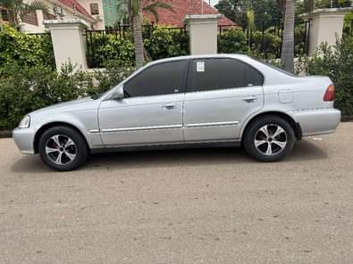 A picture of 09132723063 08107159188 Extremely clean Honda civic 2000 model Automatic transmission