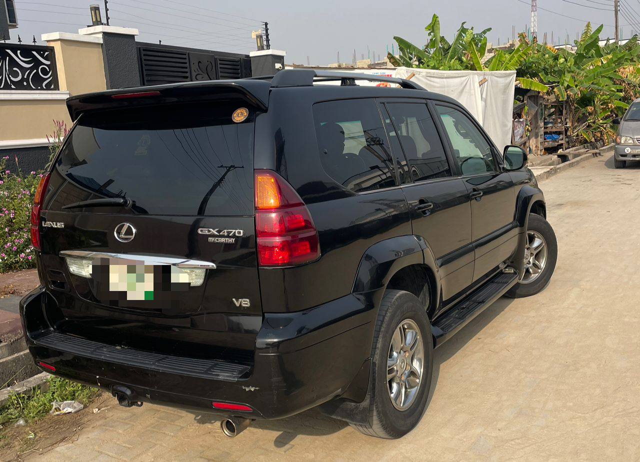 A picture of Lexus gx470 toks standard Price 6 2m to owner settlement