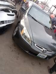 A picture of Clean and sharp Honda end of discussion with no issues