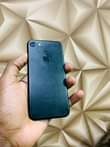 A picture of 128gb iPhone 7