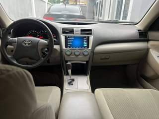 A picture of 2007 Toyota Camry 07 TC