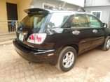 A picture of LEXUS Rx300 2002 model first body For sale
