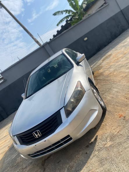 A picture of Honda accord 2008
