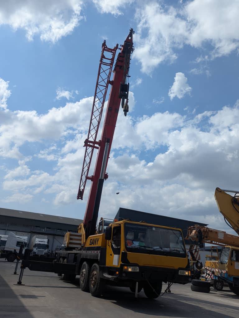 A picture of SANY MOBILE CRANE TSH 280 000 000 