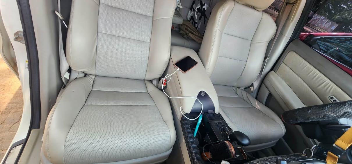 A picture of Clean used firstbody 011 Acura Rdx