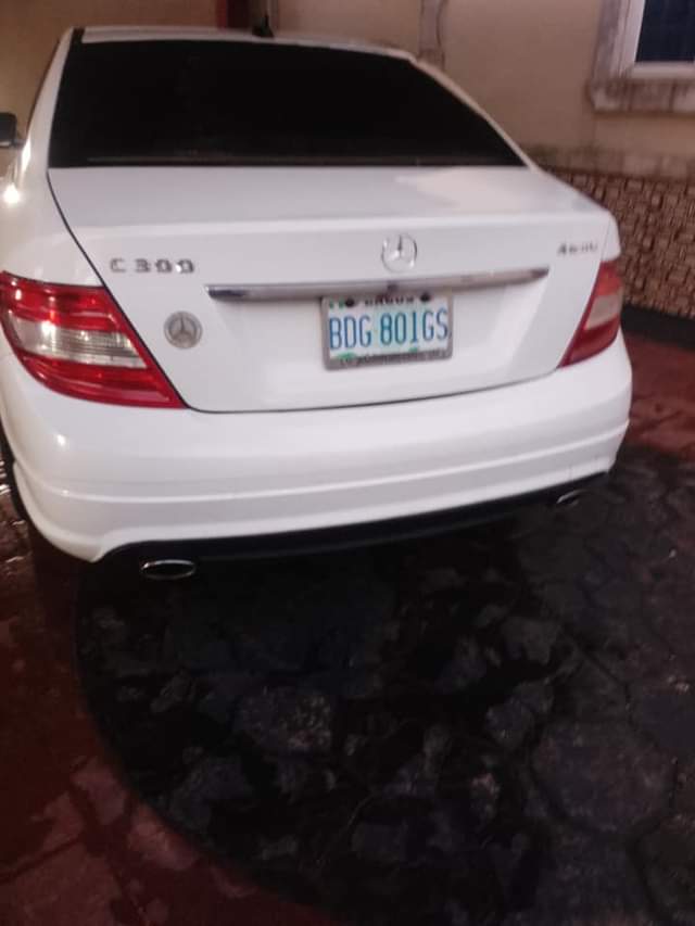 A picture of Mercedes Benz C300
