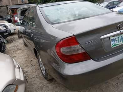 A picture of Toyota Camry V6 Big Daddy 2004 5 model Everything is