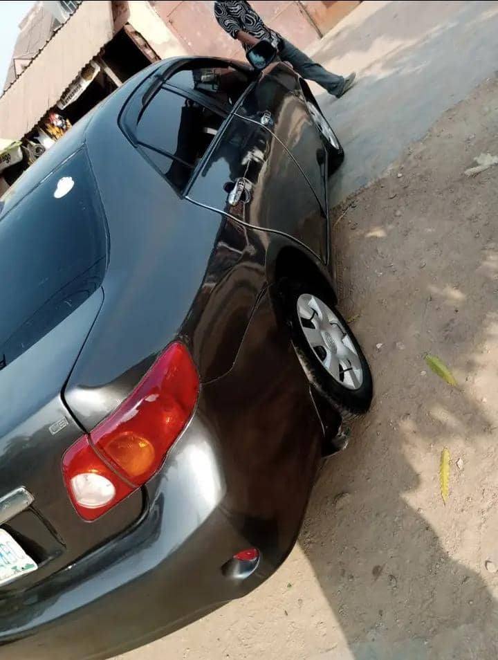 A picture of Toyota Corolla 08
