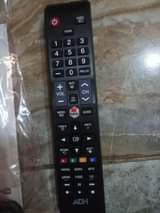 A picture of 32 smart android frameless original tv with divital and satelite