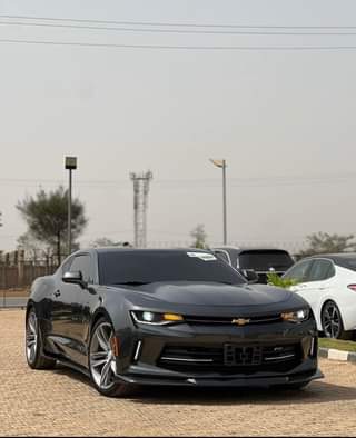 A picture of Chevrolet Camaro 2018 RS