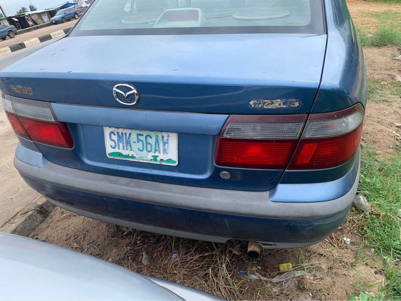 A picture of Mazda 626 09063393963