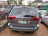 A picture of 06 TOYOTA SIENNA