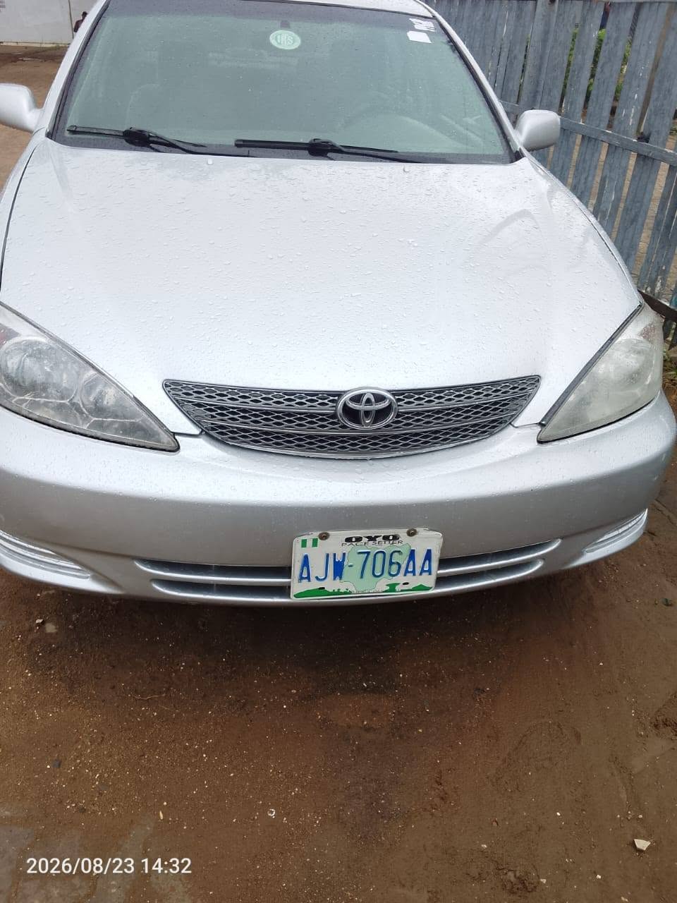 A picture of Toyota Bigdad 2004 Clean Register