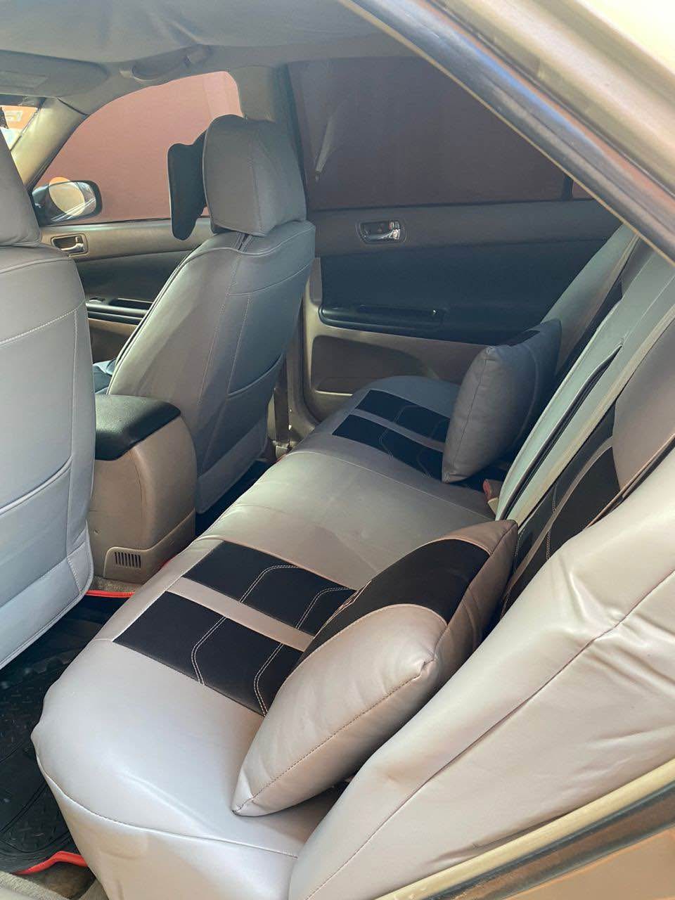 A picture of Toyota Camry 06