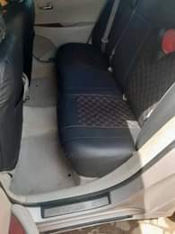 A picture of Es 350 up for sale and everything is working perfectly