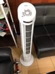 A picture of TOWER FAN Zinatoa baridi NZURI sana Pia zina HEATER kwa