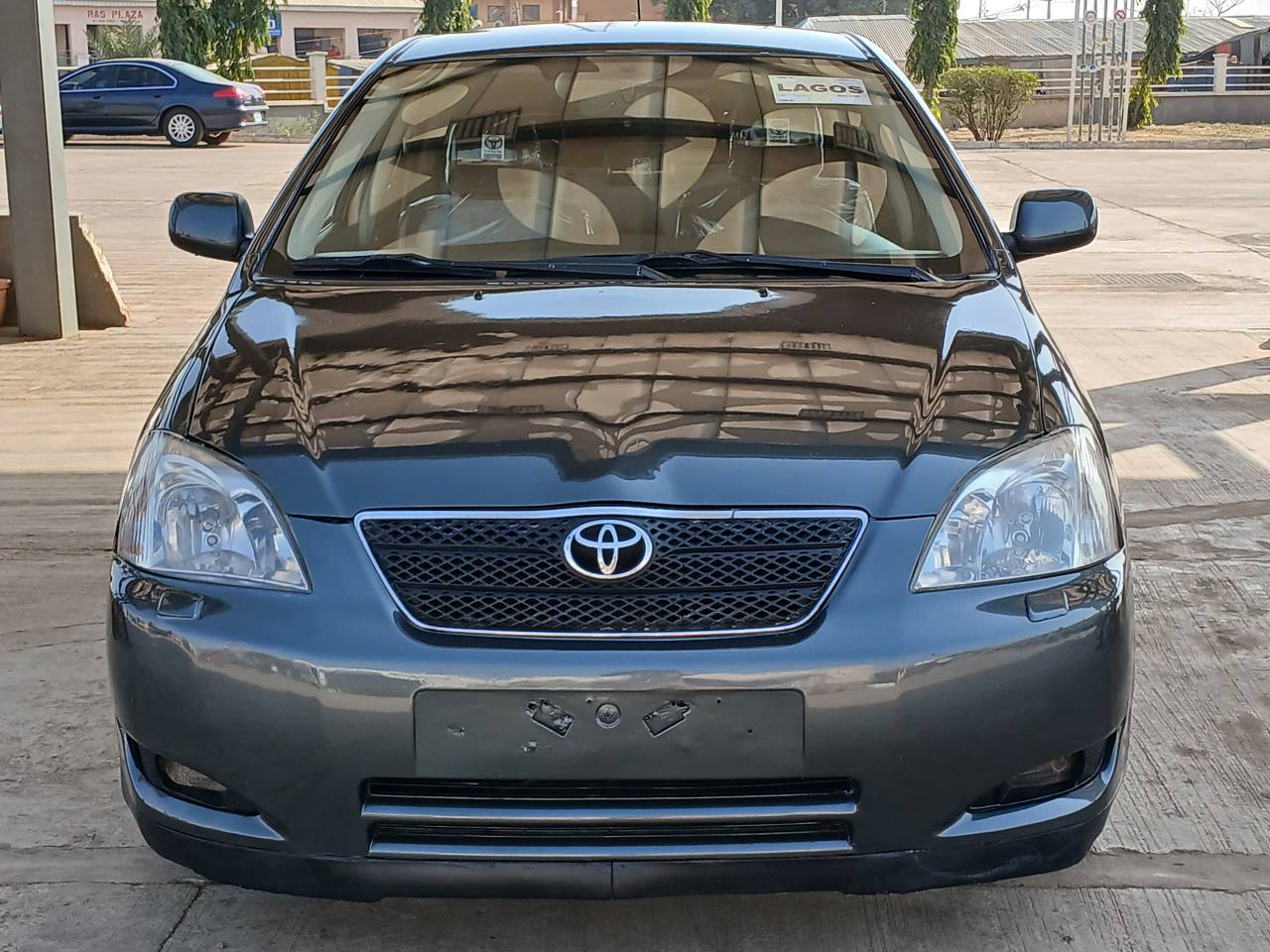 A picture of  09018042178 FOR SALE EXTREMELY CLEAN USED TOYOTA COROLLA OBAMA