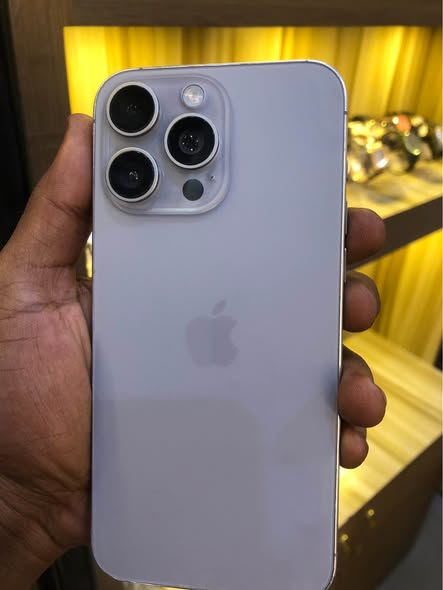 A picture of Iphone 15promax