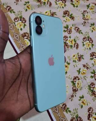 A picture of Iphone 11 128Gb
