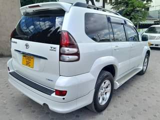 A picture of PRADO 120 TSHS 58M