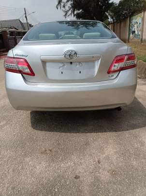 A picture of Toyota Camry 2010 direct toks