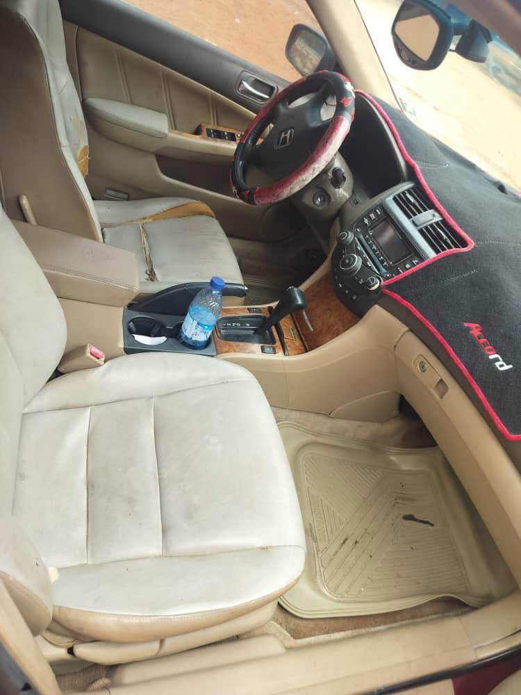 A picture of CLEAN REGISTERED CLEAN 2005 Honda Accord EOD EX With Creamy