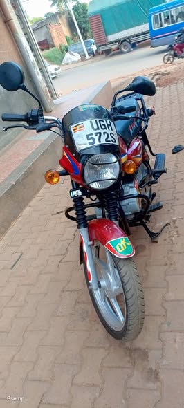 A picture of Motorcycle 2 5m