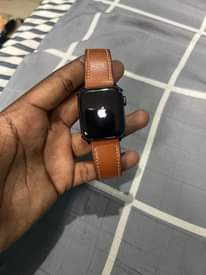 A picture of Apple Watch SE 1 2020 40mm Gps