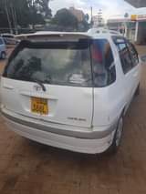 A picture of Raum 8 5m location kitintale contact 0705027609 0783411484