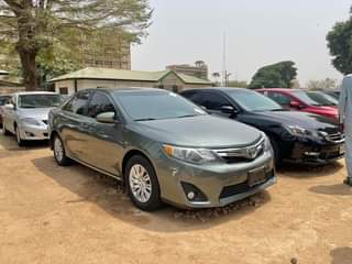 A picture of 2012 TOYOTA CAMRY
