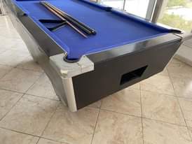 A picture of Pool Table