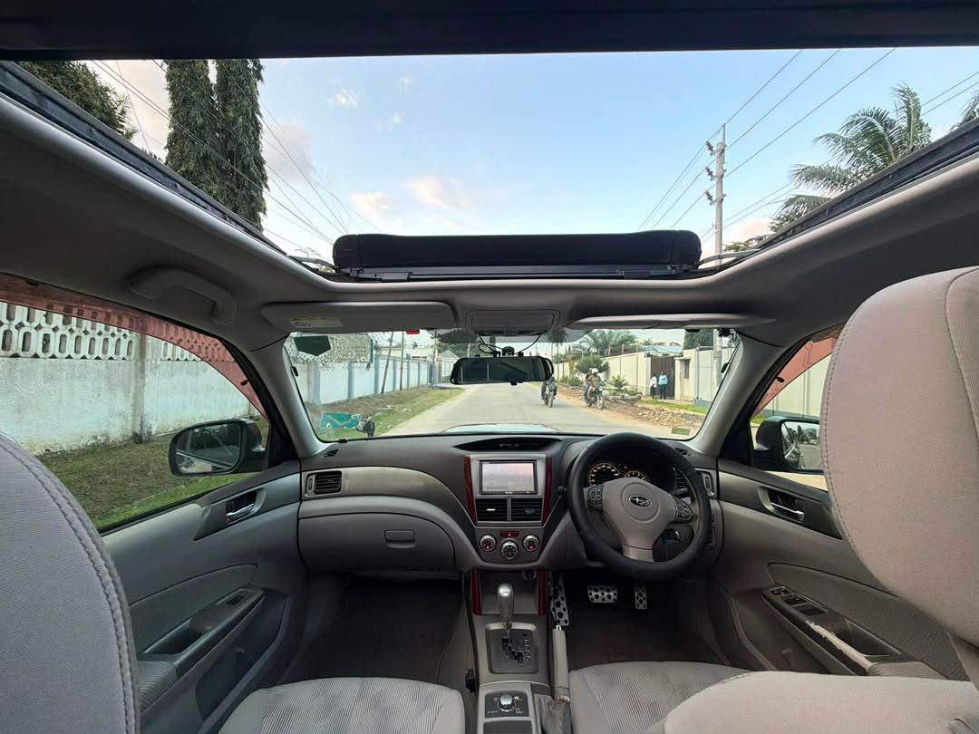 A picture of 2010 SUBARU FORESTER TSH 28 800 000 CALL 0653176935