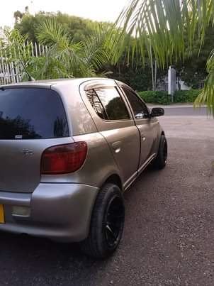 A picture of Toyota vitz