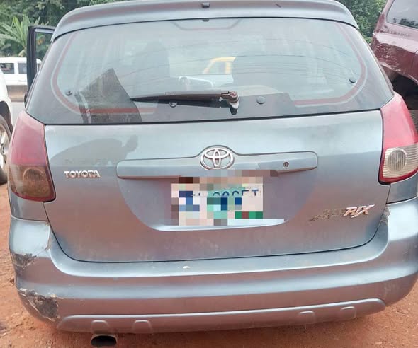 A picture of 2004 Toyota Matrix