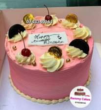A picture of  birthdaycake cakecakescakes freshcake strawberry vanilla chocolate