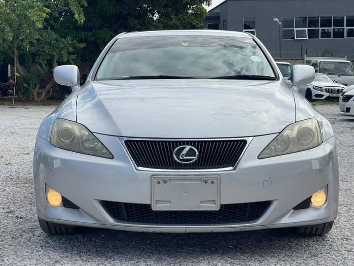 lexus