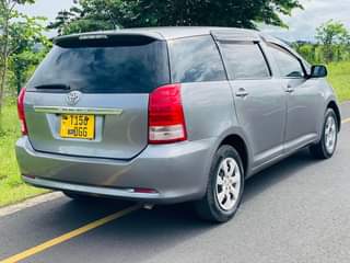 A picture of Toyota wish