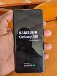 A picture of SAMSUNG S10