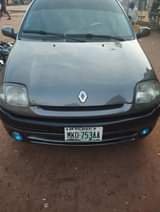 A picture of Renault PAINTED ON FIRSTBODY Price 550k Dm or Call 08130886685