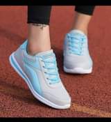 A picture of Ladies sneakers