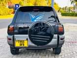 A picture of TOYOTA RAV4 BEI 13M