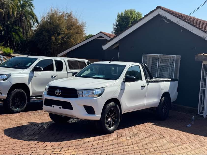 used toyota hilux