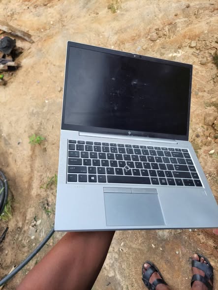 A picture of HP ELITEBOOK 840 G8