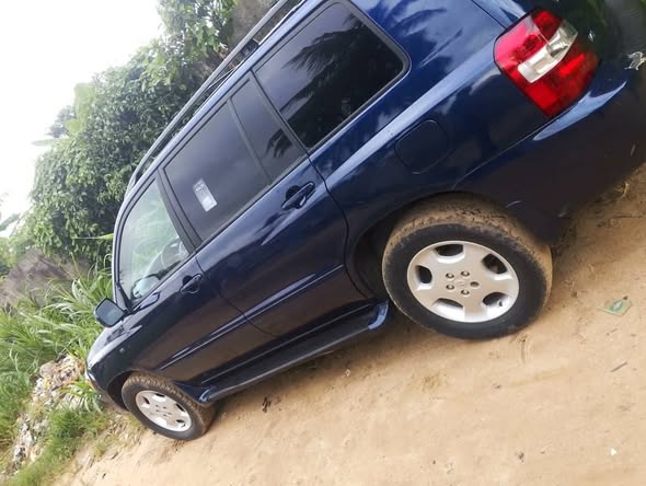 A picture of Distress market Super Clean 3 Seaters Highlander Fullest option 07047724465