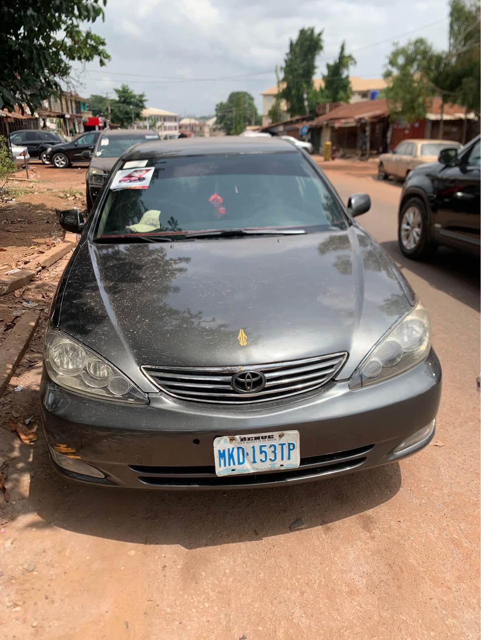 A picture of Camry 2 4