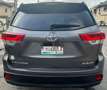 A picture of Toyota Highlander 2016 Model