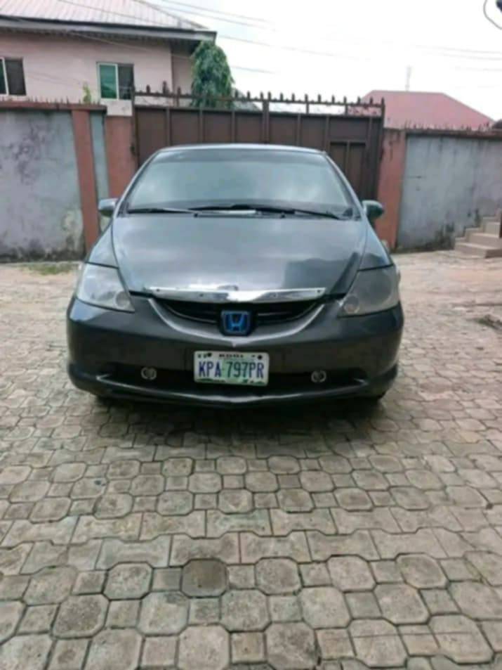 A picture of Honda city